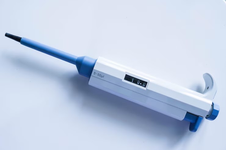 Como Decidir Entre Pipetas Volumétricas e Automáticas para Seu Laboratório?